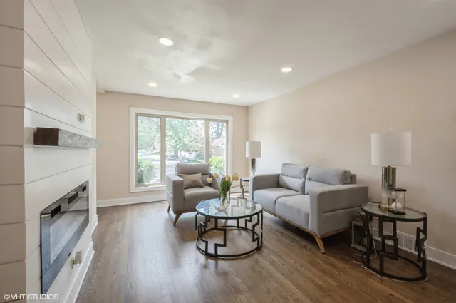 $410,000 | 8460 River Grove Avenue, River Grove, IL 60171