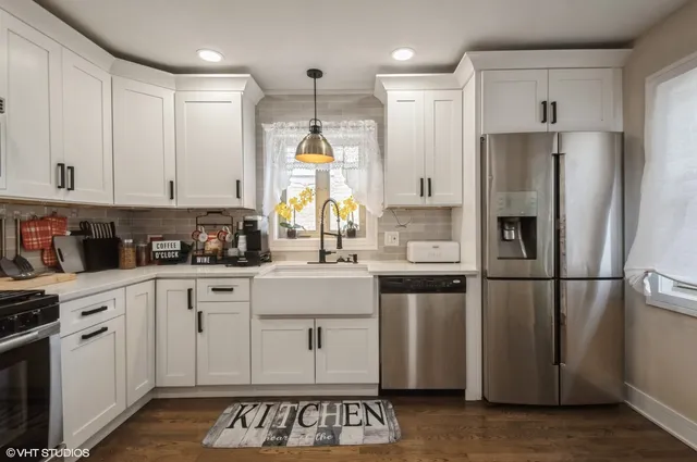 $410,000 | 8460 River Grove Avenue, River Grove, IL 60171