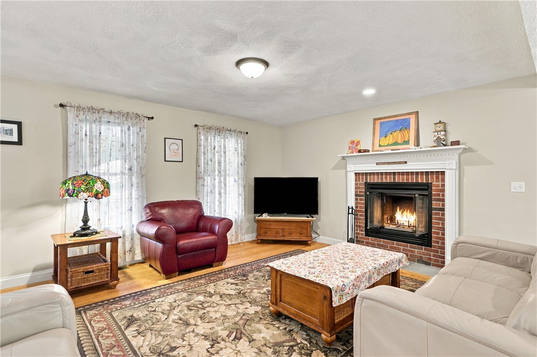 43 Old River Road Lincoln, RI 02865 - Photo 12 of 48 Gallery Image 12