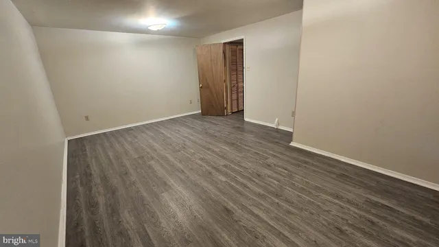 $2,400 | 9 Hamlet Drive, Owings Mills, MD 21117