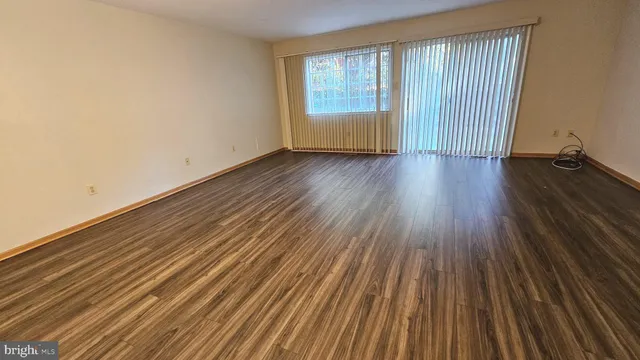 $2,400 | 9 Hamlet Drive, Owings Mills, MD 21117