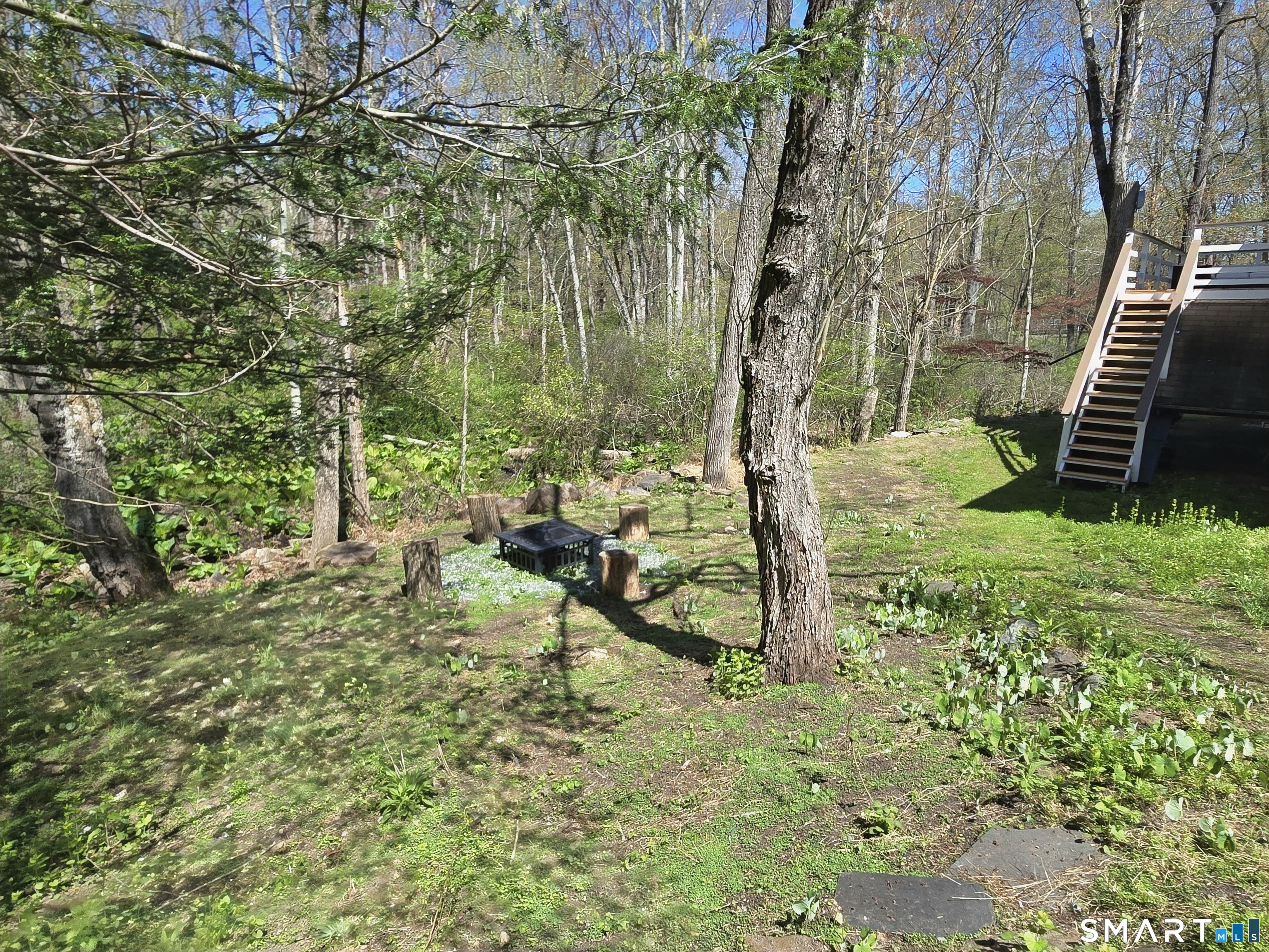 299 Redding Road Redding, CT 06896 - Photo 33 of 40