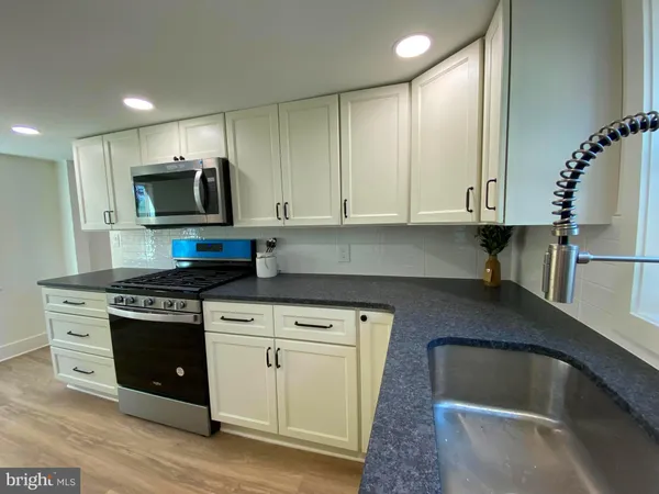 $355,000 | 105 3rd Avenue, Pitman, NJ 08071