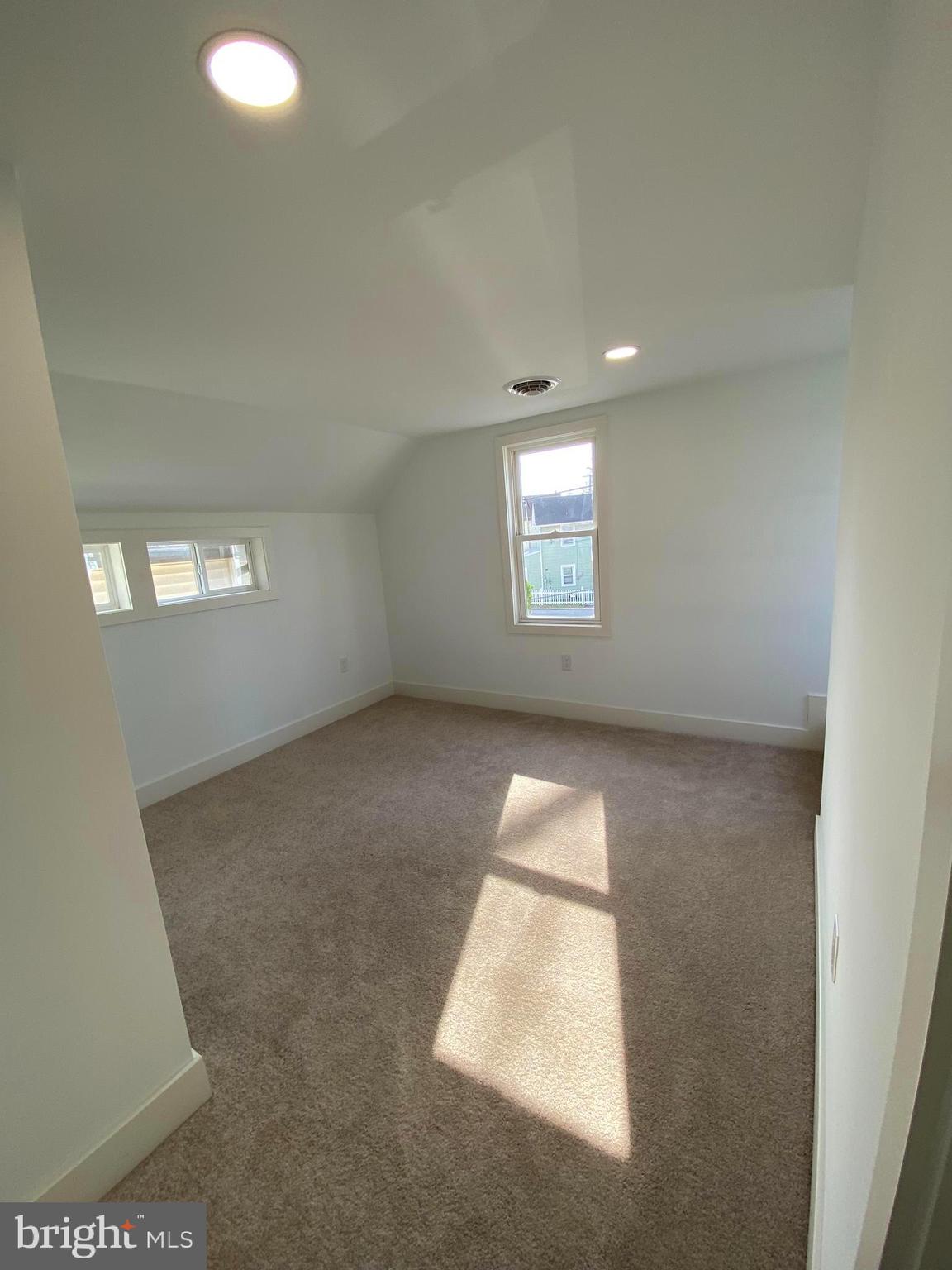 105 3rd Avenue Pitman, NJ 08071 - Photo 24 of 34