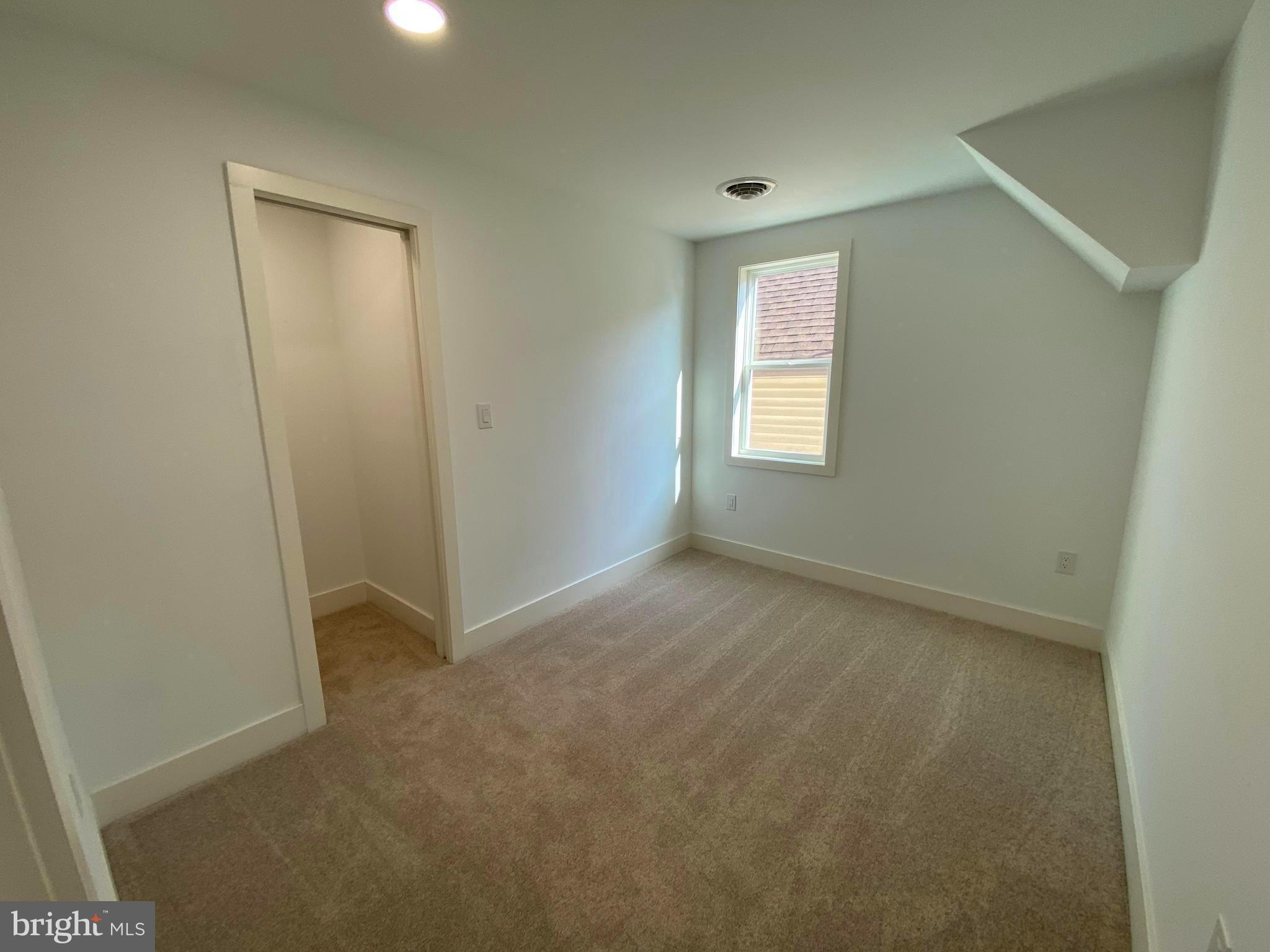 105 3rd Avenue Pitman, NJ 08071 - Photo 25 of 34