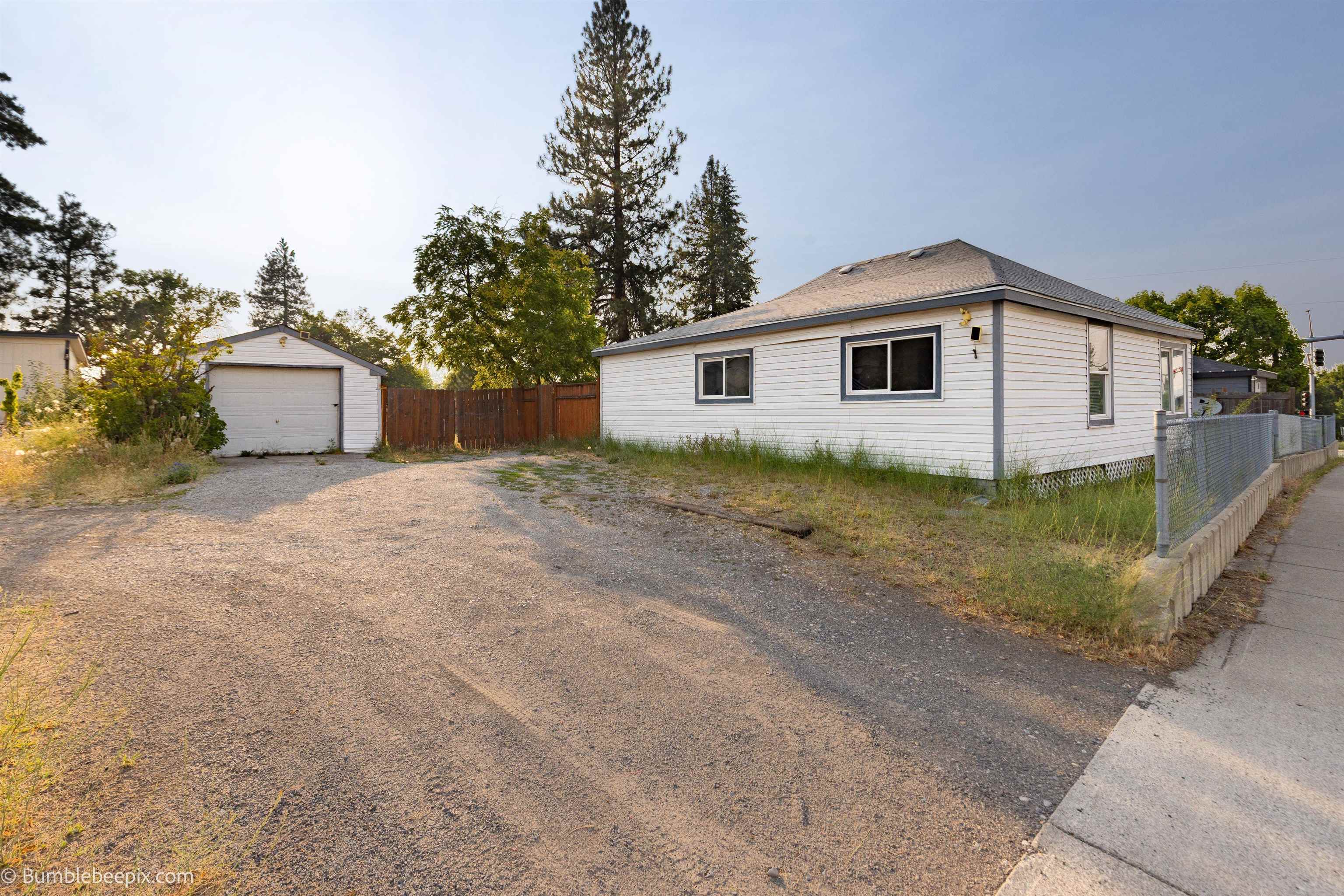 810 South University Road Spokane Valley, WA 99206 - Photo 1 of 31 Gallery Image 1