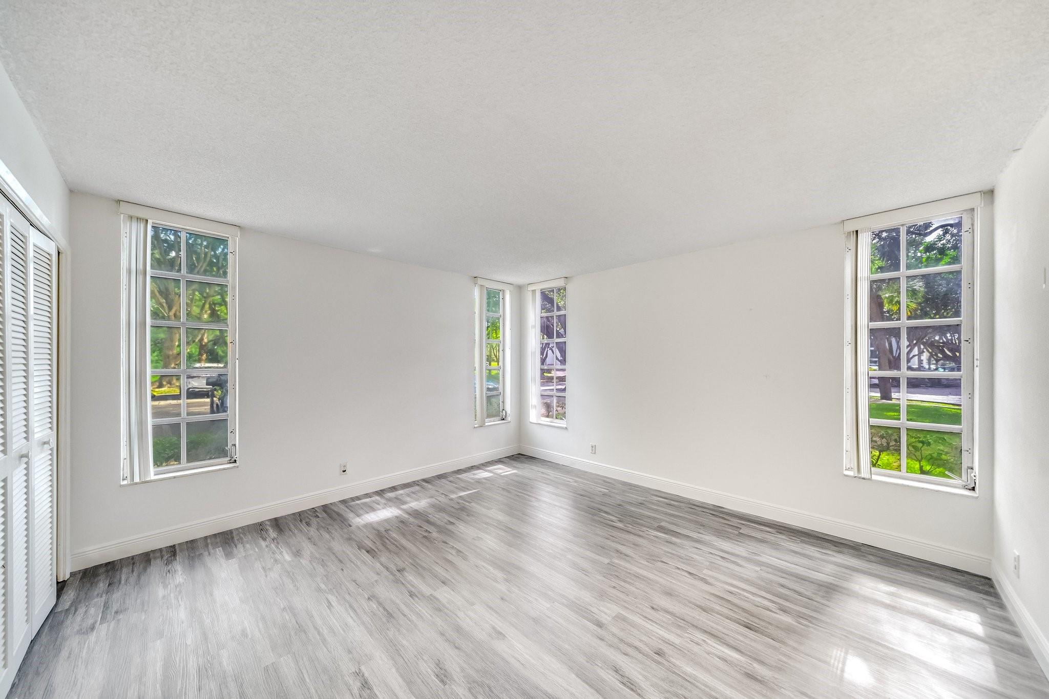 2601 South Course Drive, Unit 111 Pompano Beach, FL 33069 - Photo 15 of 44 primary bedroom