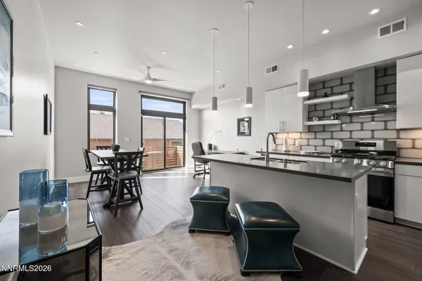 $2,700 | 104 High Street, Reno, NV 89502