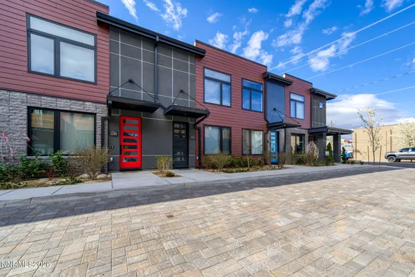 $2,700 | 104 High Street, Reno, NV 89502