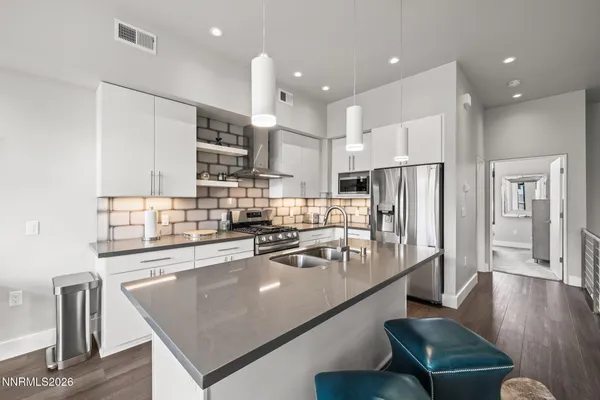 $2,700 | 104 High Street, Reno, NV 89502