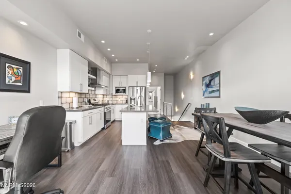 $2,700 | 104 High Street, Reno, NV 89502