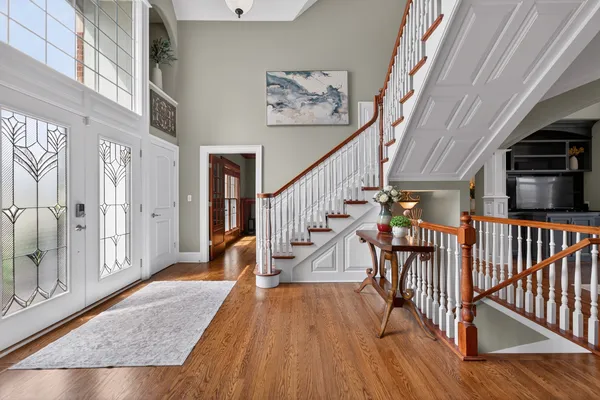 $975,000 | 910 Freedom Circle, Sycamore, IL 60178