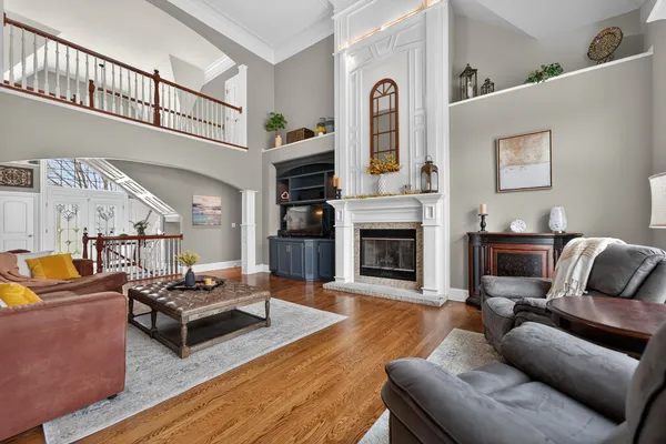 $975,000 | 910 Freedom Circle, Sycamore, IL 60178