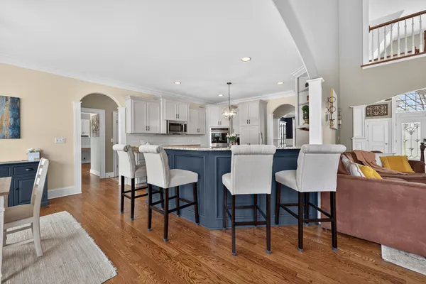 $975,000 | 910 Freedom Circle, Sycamore, IL 60178