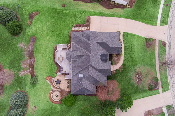 $975,000 | 910 Freedom Circle, Sycamore, IL 60178