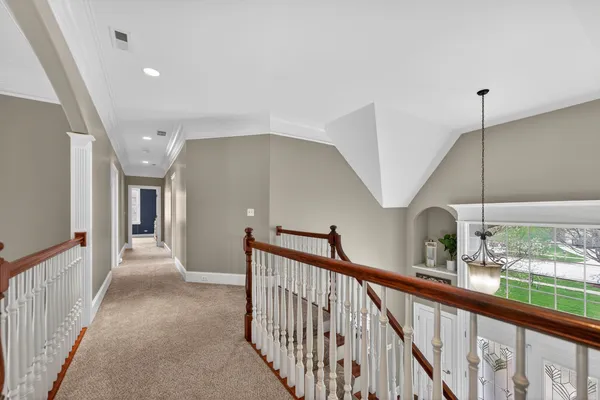 $975,000 | 910 Freedom Circle, Sycamore, IL 60178