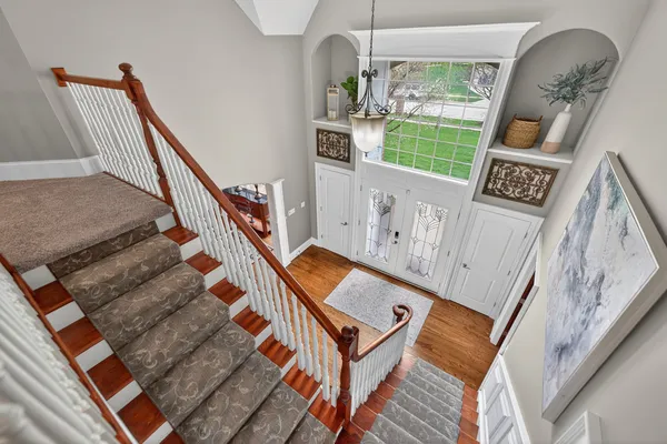 $975,000 | 910 Freedom Circle, Sycamore, IL 60178