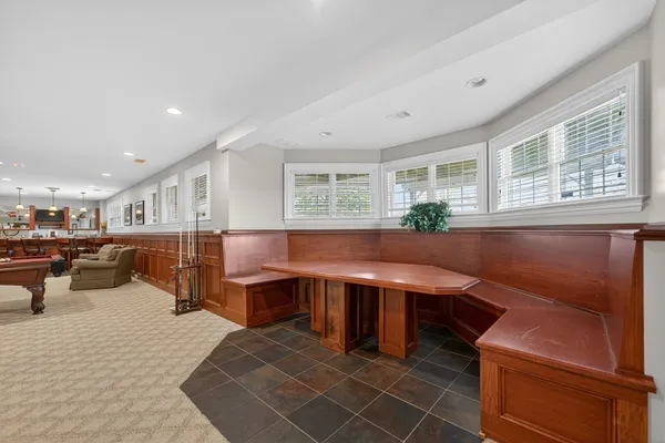 $975,000 | 910 Freedom Circle, Sycamore, IL 60178
