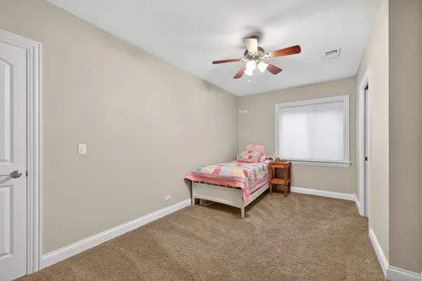 $975,000 | 910 Freedom Circle, Sycamore, IL 60178