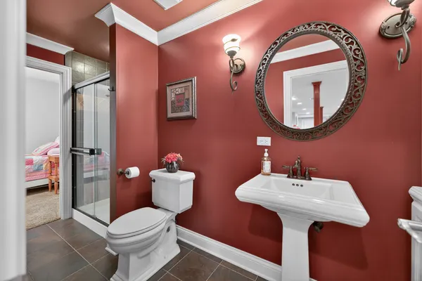 $975,000 | 910 Freedom Circle, Sycamore, IL 60178