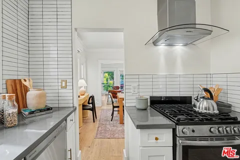 $629,000 | 745 North Manhattan Place, Los Angeles, CA 90038