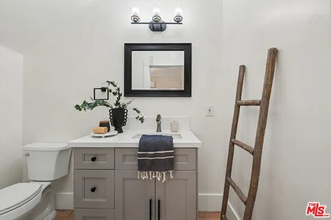 $629,000 | 745 North Manhattan Place, Los Angeles, CA 90038