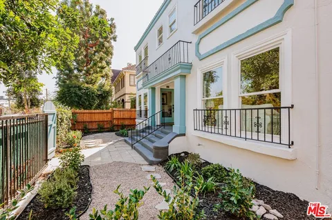 $629,000 | 745 North Manhattan Place, Los Angeles, CA 90038