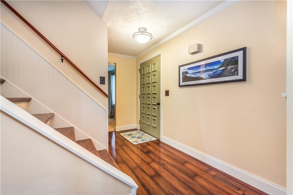 1872 Fairhill Road Allison Park, PA 15101 - Photo 3 of 24 Gallery Image 3