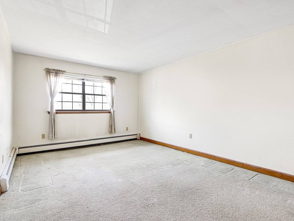51 Jacqueline Road, Unit 9 Waltham, MA 02452 - Photo 12 of 18