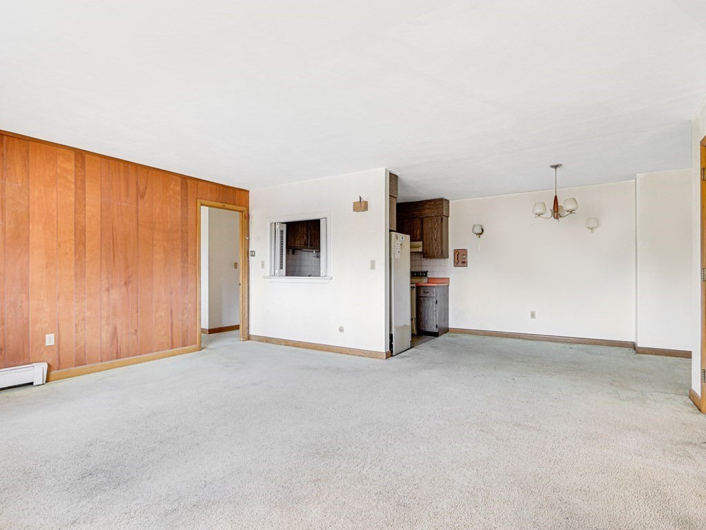 51 Jacqueline Road, Unit 9 Waltham, MA 02452 - Photo 5 of 18