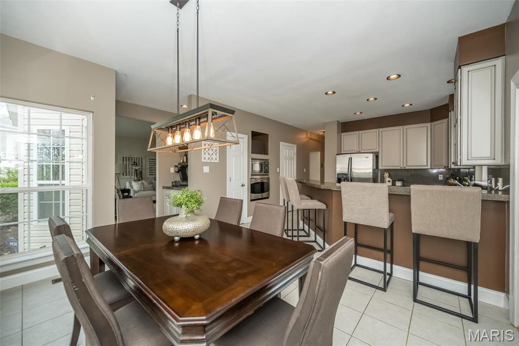 210 Evesham West Lake St. Louis, MO 63367 - Photo 15 of 43