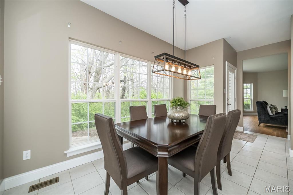 210 Evesham West Lake St. Louis, MO 63367 - Photo 16 of 43