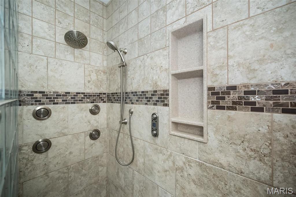 210 Evesham West Lake St. Louis, MO 63367 - Photo 30 of 43