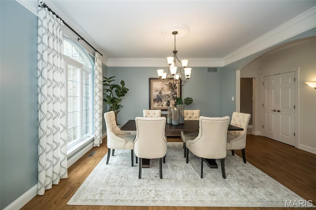 210 Evesham West Lake St. Louis, MO 63367 - Photo 5 of 43