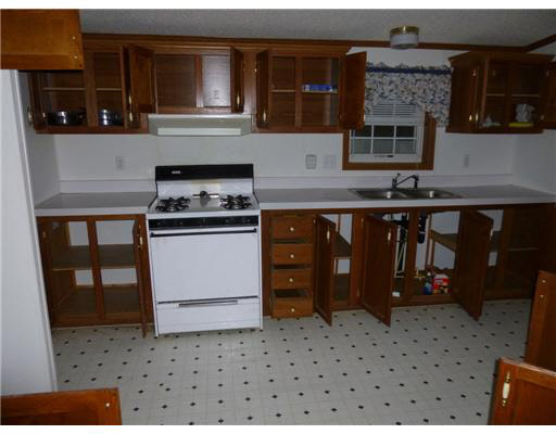68960 Redwood Road Walkerton, IN 46574 - Photo 5 of 24