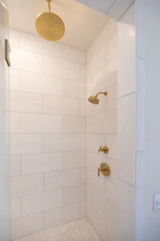 a picture of a bench in a room