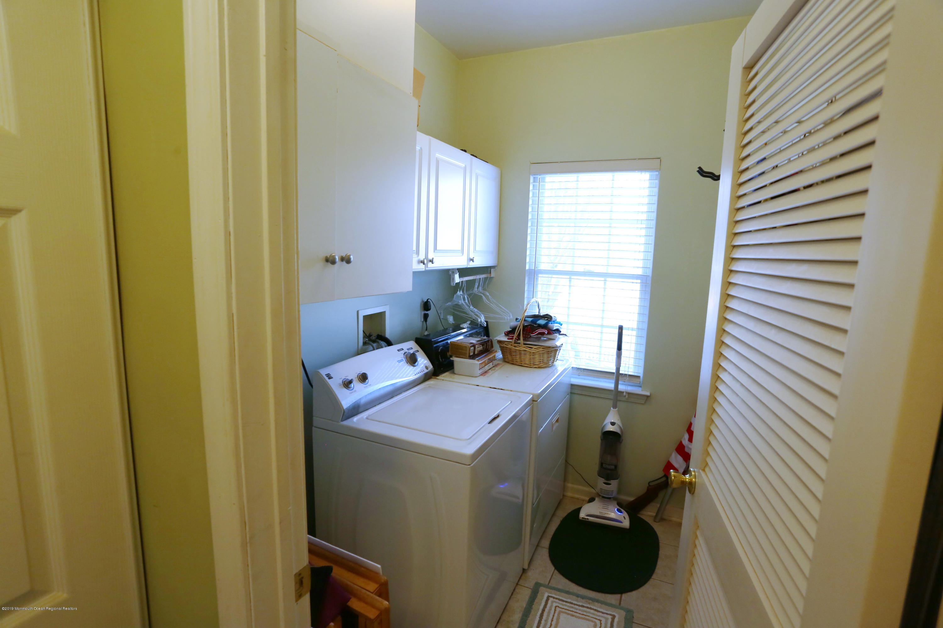 1712 Key West Road Forked River, NJ 08731 - Photo 17 of 55 Laundry room