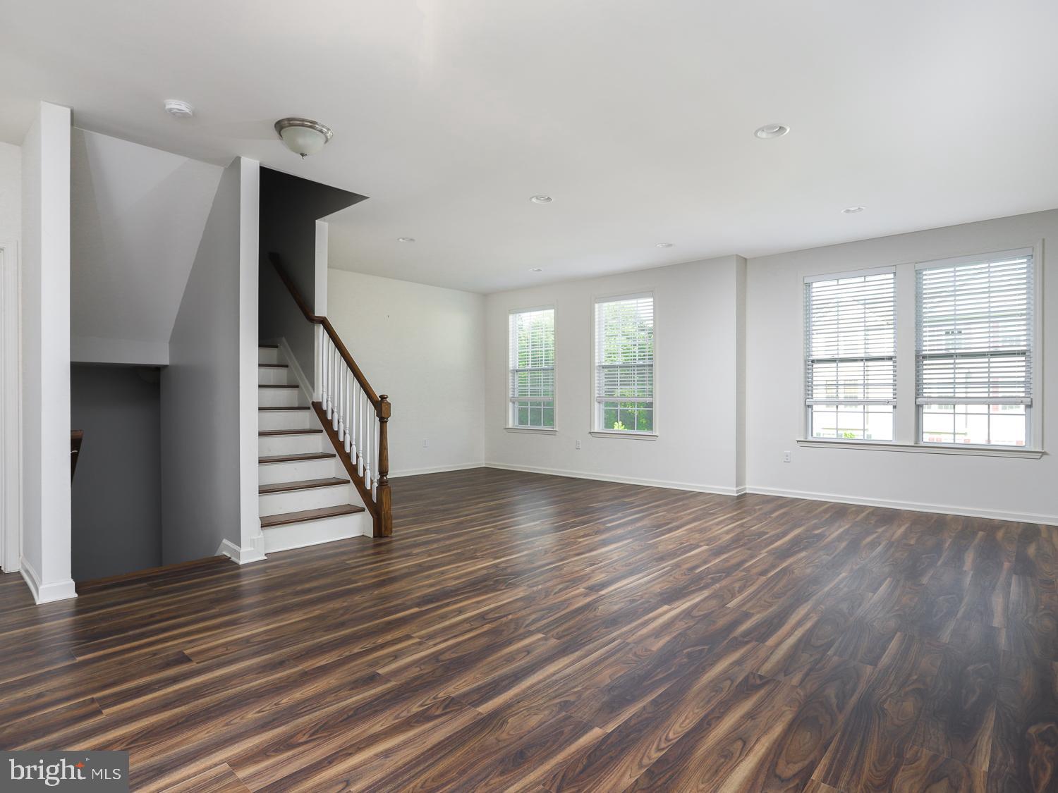4 Ryder Lane Crosswicks, NJ 08515 - Photo 5 of 29 Gallery Image 5