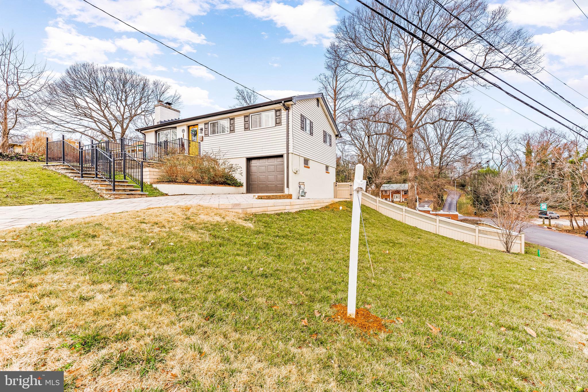 143 Dewey Drive Annapolis, MD 21401 - Photo 2 of 38