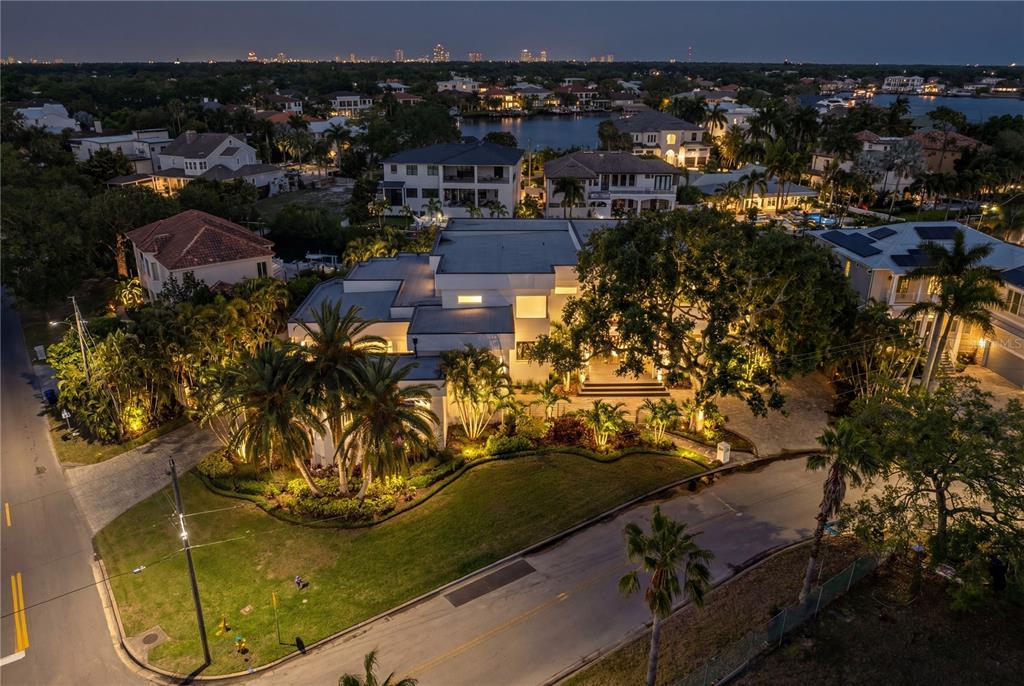 2 Sandpiper Road Tampa, FL 33609 - Photo 5 of 87