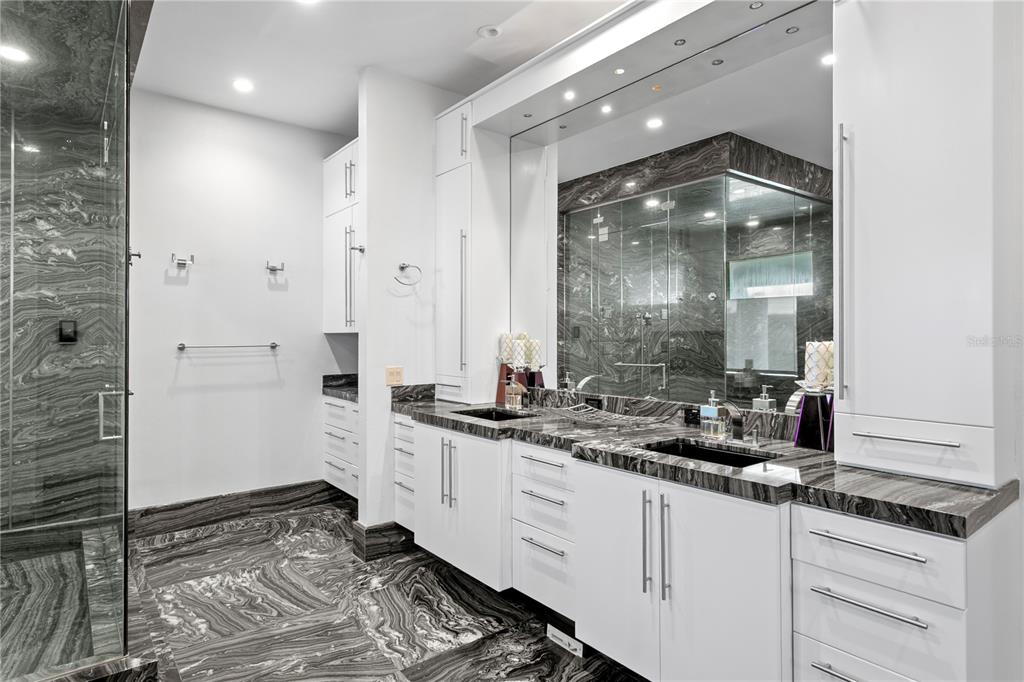 2 Sandpiper Road Tampa, FL 33609 - Photo 54 of 87