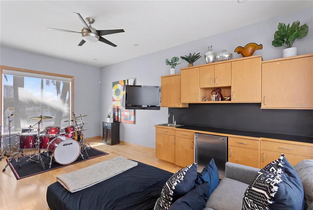 2 Sandpiper Road Tampa, FL 33609 - Photo 67 of 87