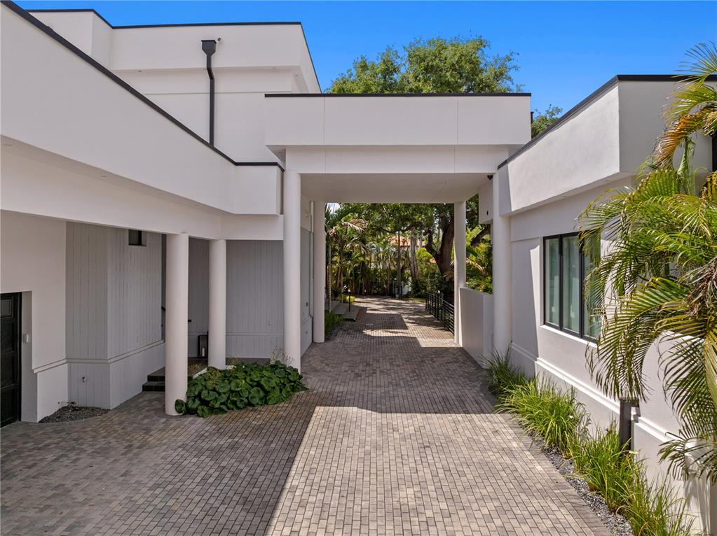 2 Sandpiper Road Tampa, FL 33609 - Photo 7 of 87