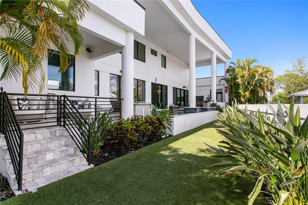 2 Sandpiper Road Tampa, FL 33609 - Photo 76 of 87