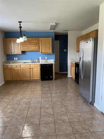 $2,100 | 2604 Sundance Drive, McKinney, TX 75071