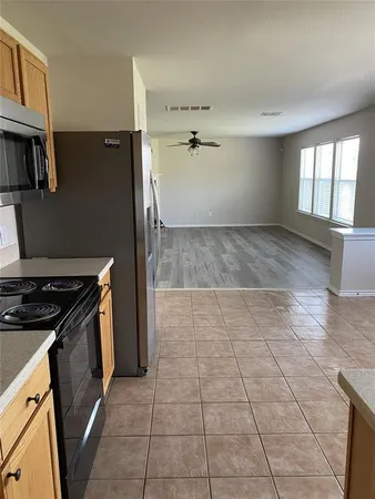 $2,100 | 2604 Sundance Drive, McKinney, TX 75071