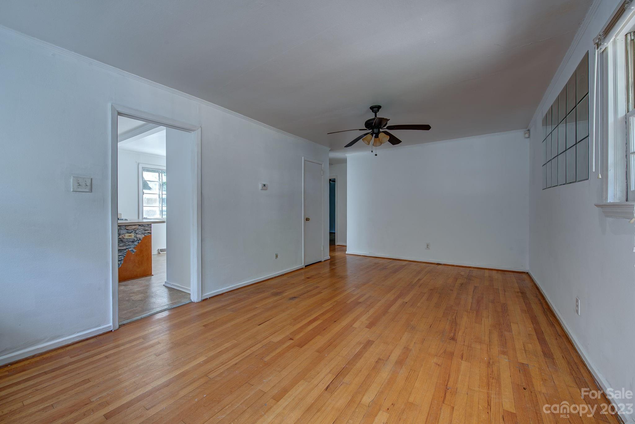 3001-3003 Minnesota Road Charlotte, NC 28208 - Photo 6 of 41 Gallery Image 6