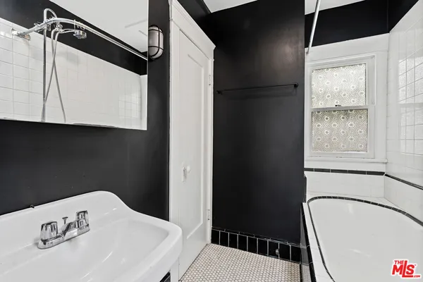 $3,000 | 1606 Andalusia Avenue, Venice, CA 90291