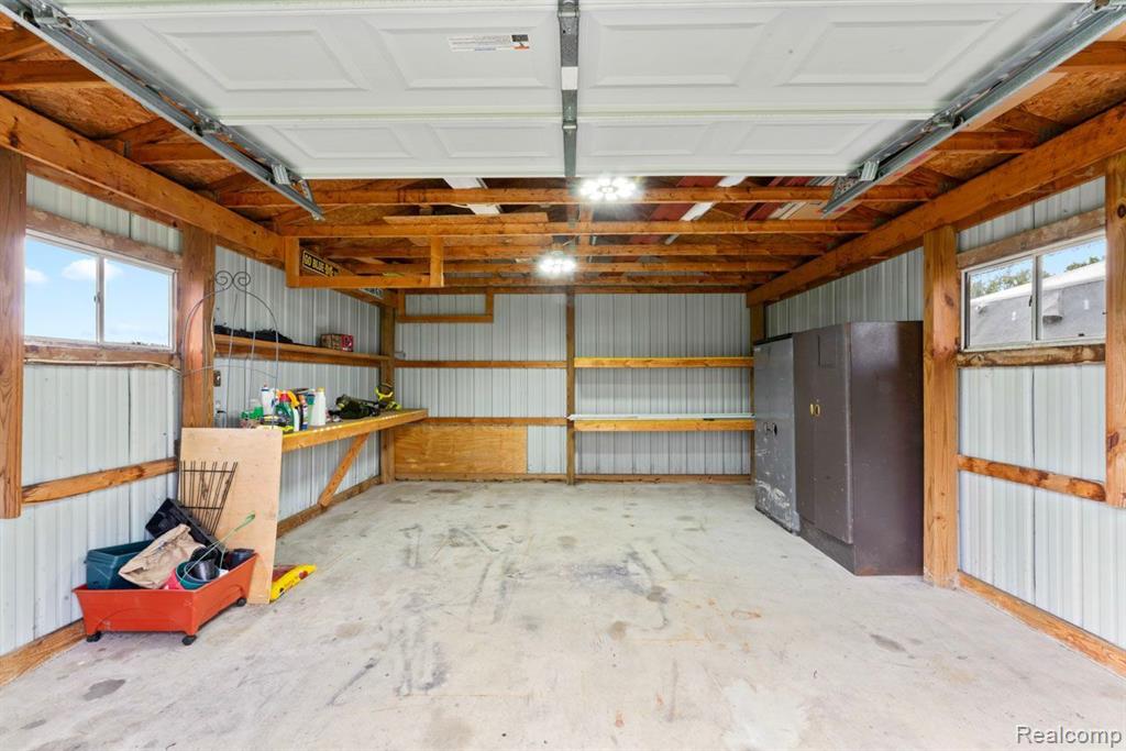 2124 Vernor Road Lapeer, MI 48446 - Photo 18 of 47