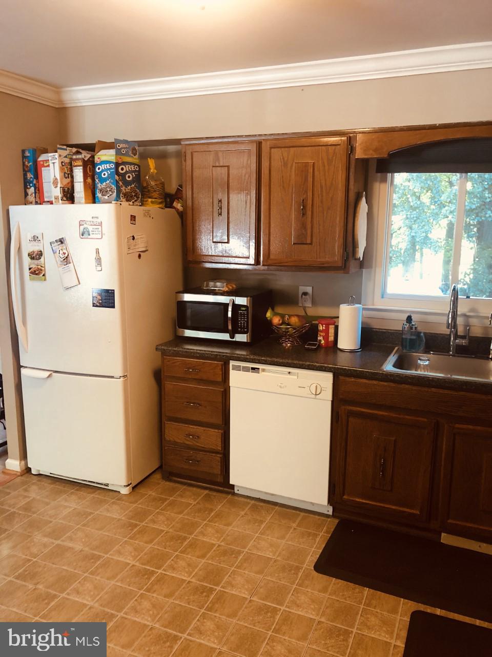 3915 Forge Drive Woodbridge, VA 22193 - Photo 11 of 29 KITCHEN